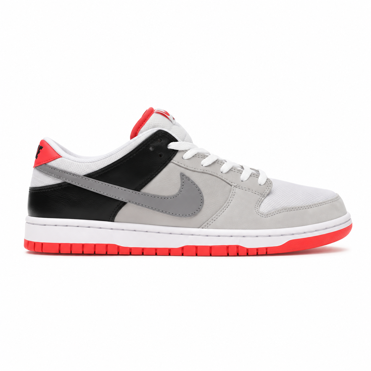 Nike SB Dunk Low Infrared
